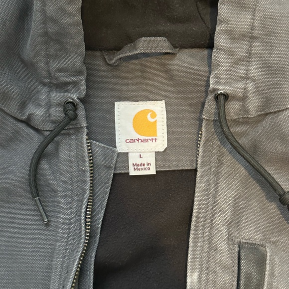 Carhartt vest - Picture 2 of 3